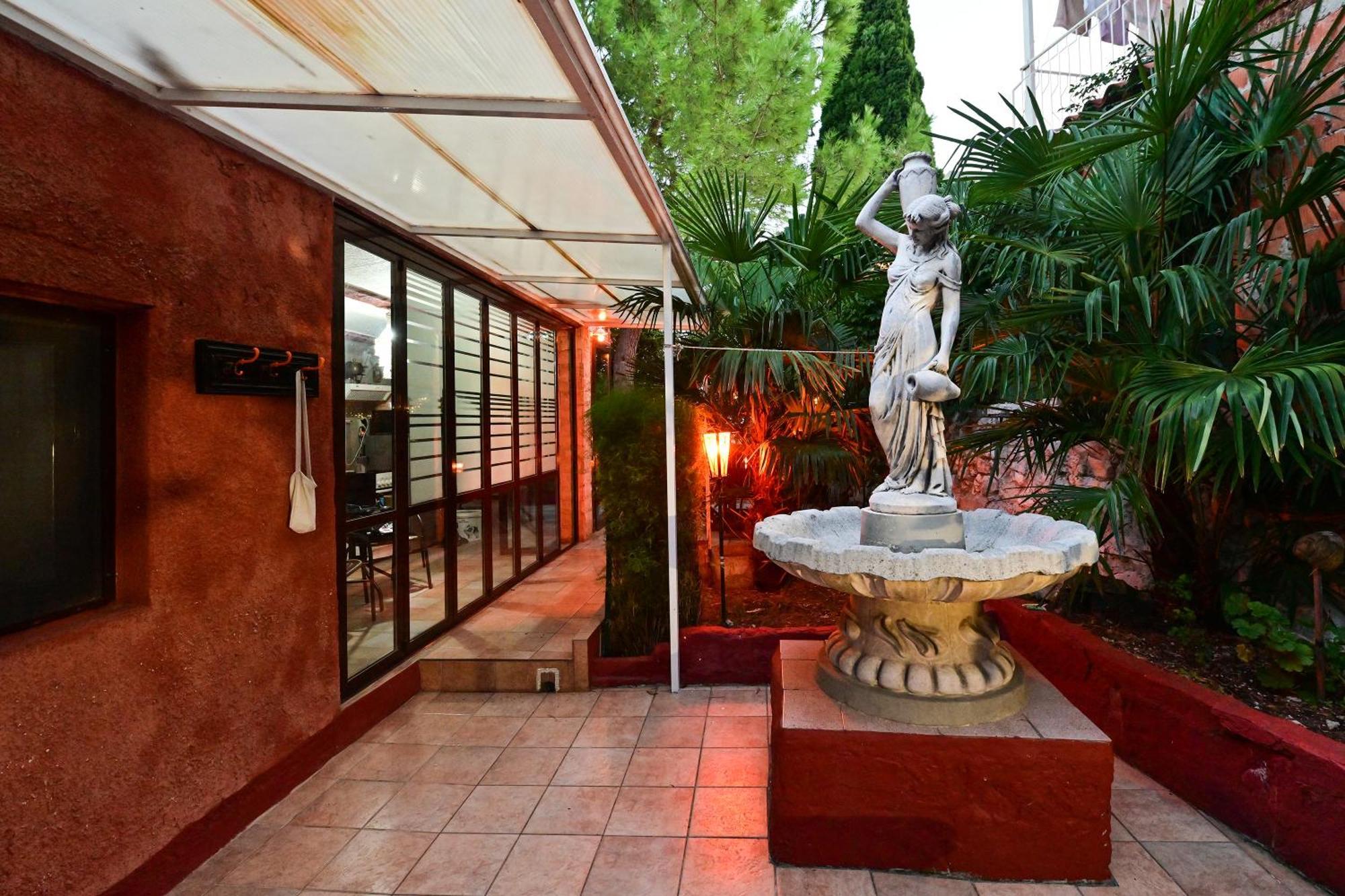 Bohemian Rhapsody Apartment Rovinj Exterior photo