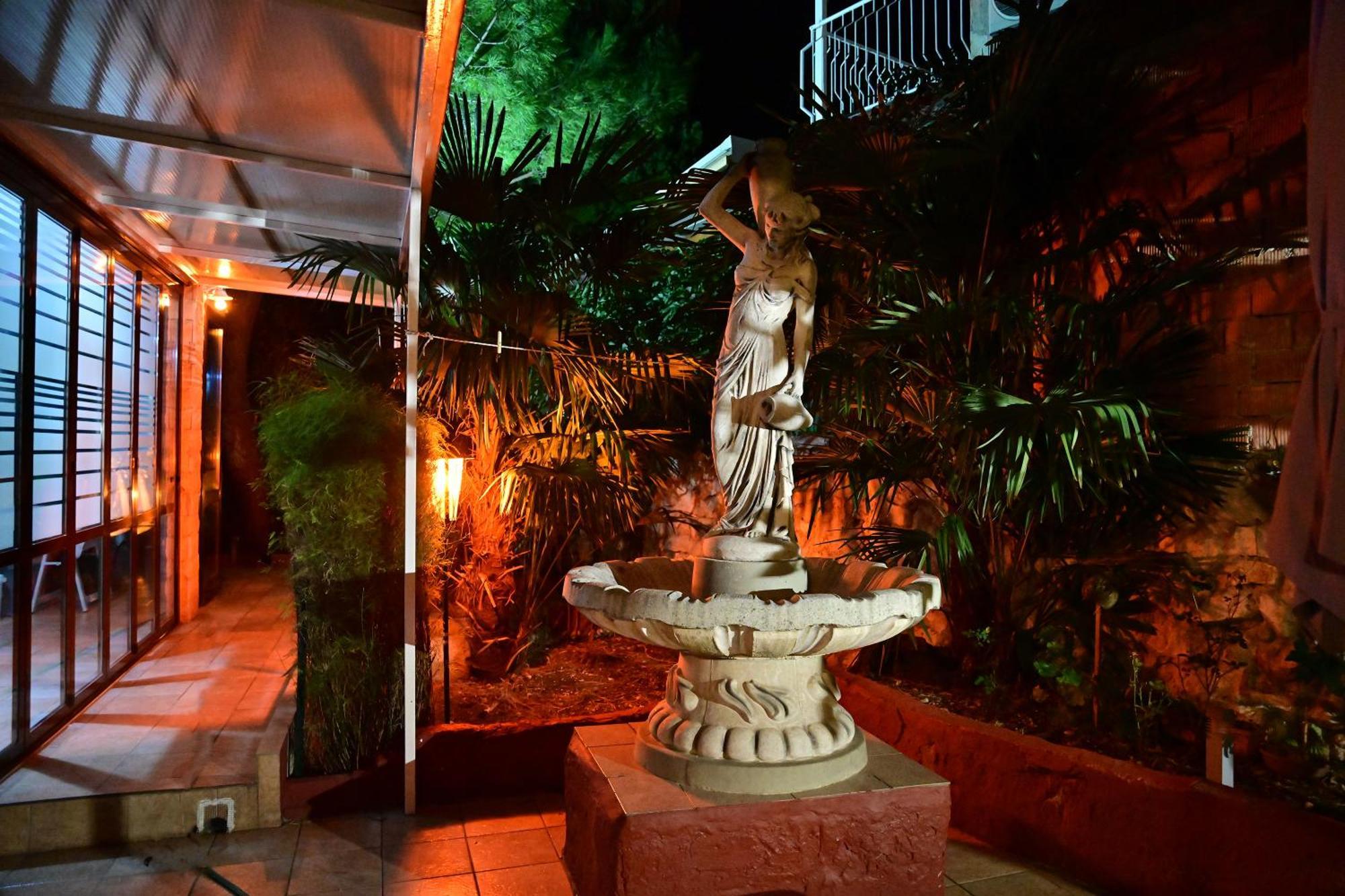 Bohemian Rhapsody Apartment Rovinj Exterior photo
